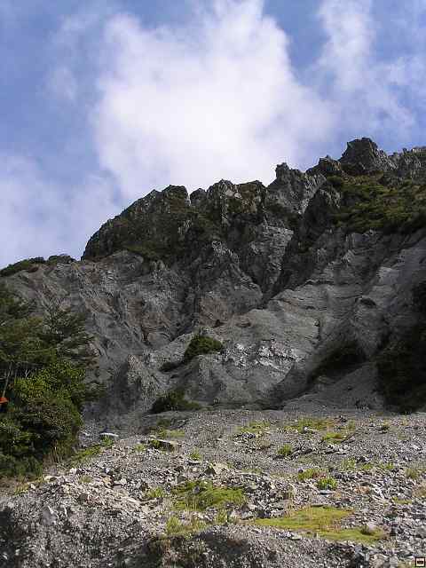 Ruahine - Sunrise Hut 081.jpg